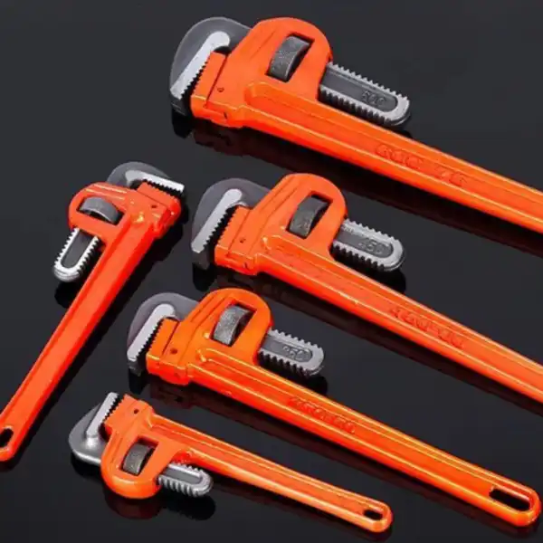 Extra Large Pipe Wrench Handles Large-Diameter Pipe Repair and Maintenance
